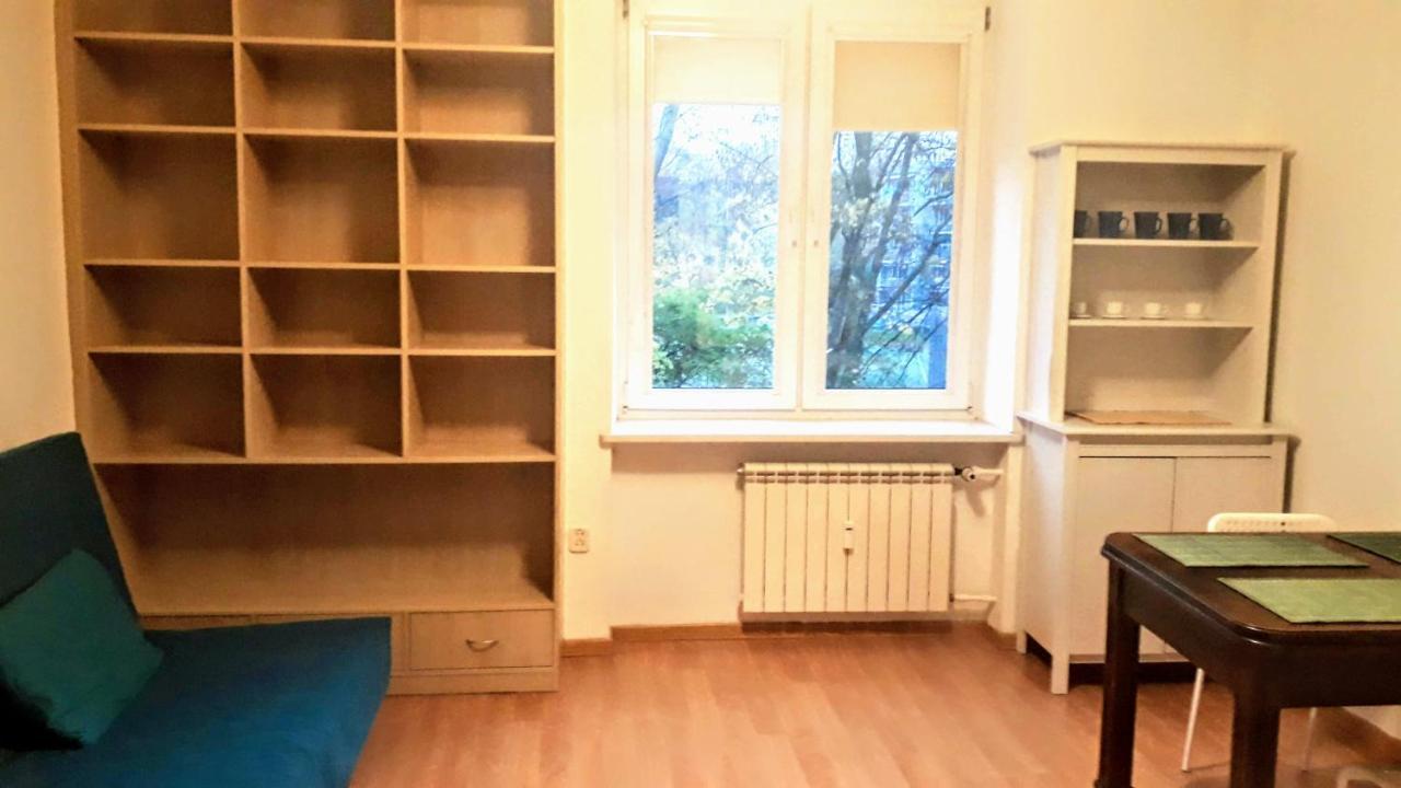 Kawalerka Na Starym Zoliborzu Apartment Warsaw Luaran gambar